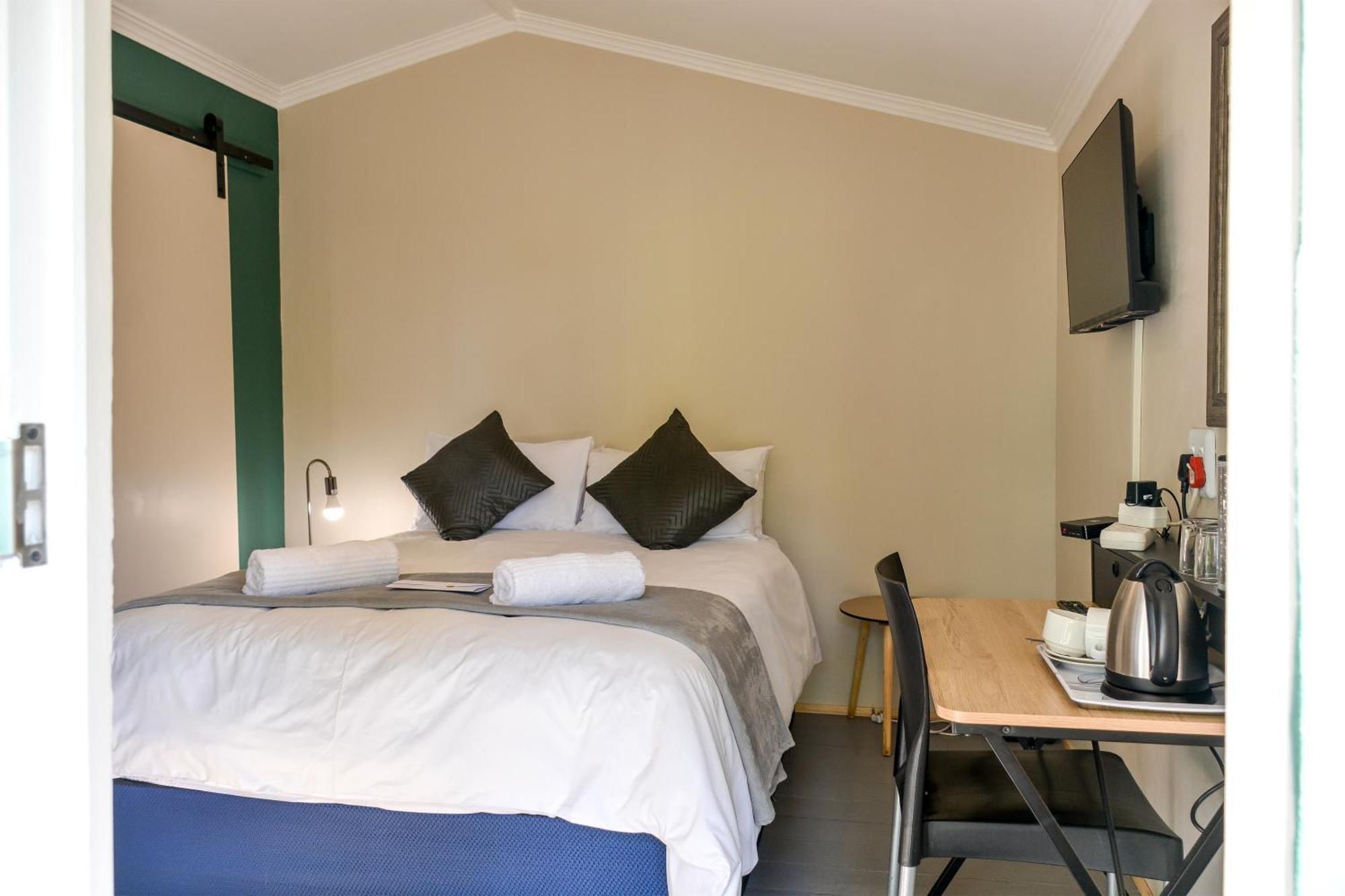Biggy Best Boutique Hotel & Self Catering Cottages 霍维克 外观 照片